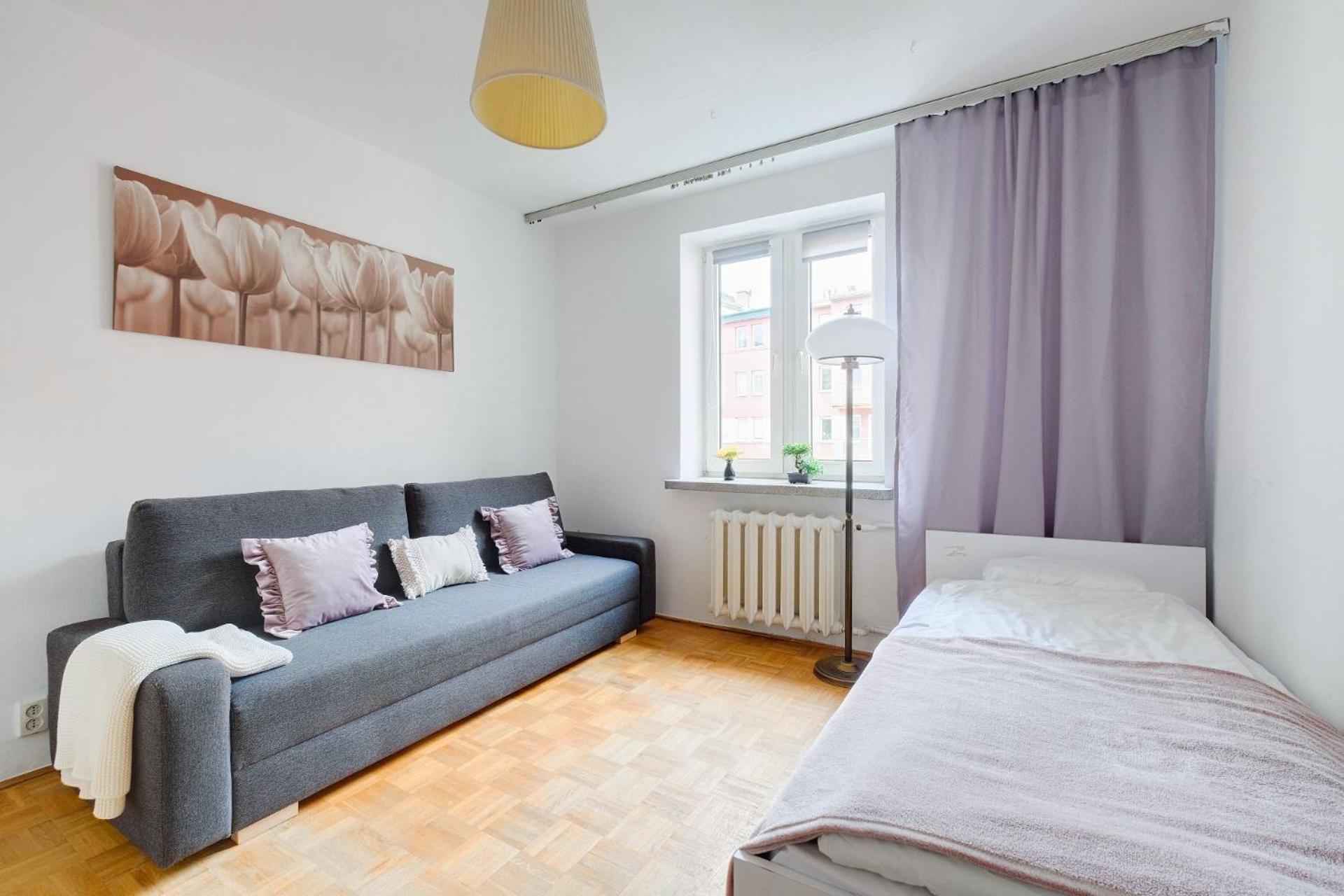 Spacious Apartment In Green Location วอร์ซอ ภายนอก รูปภาพ